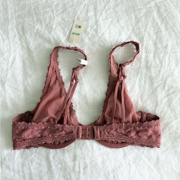 Aerie Meadow Bound Lace Plunge Bralette - Picture 2 of 4
